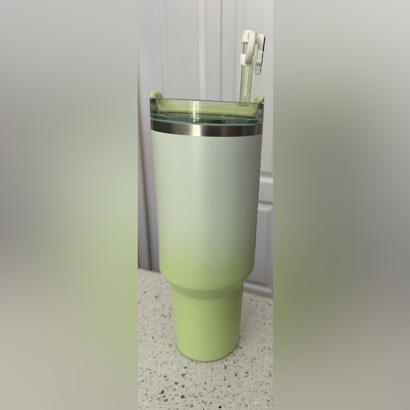 Starbucks x Stanley 500 Store Thailand VERY Limited Edition 40oz Tumbler - Picture 4 of 6